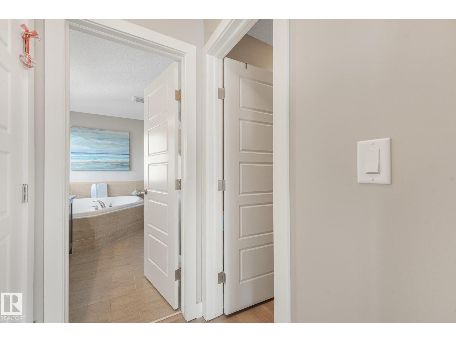 100 RIDEAU PL - 45