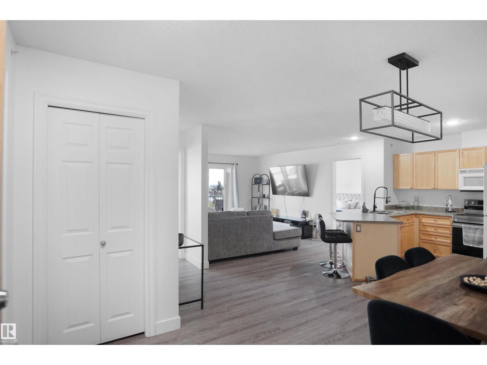 #403 15211 139 ST NW - Image 5