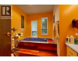 7096 Longacre Drive, Vernon, BC V1H1H8 Photo 23