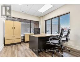 16, 17, 18, 40 - 165 East Beaver Creek Road, Richmond Hill, ON L4B2N2 Photo 13