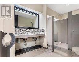16, 17, 18, 40 - 165 East Beaver Creek Road, Richmond Hill, ON L4B2N2 Photo 14