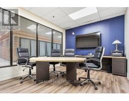 16, 17, 18, 40 - 165 East Beaver Creek Road, Richmond Hill, ON L4B2N2 Photo 15