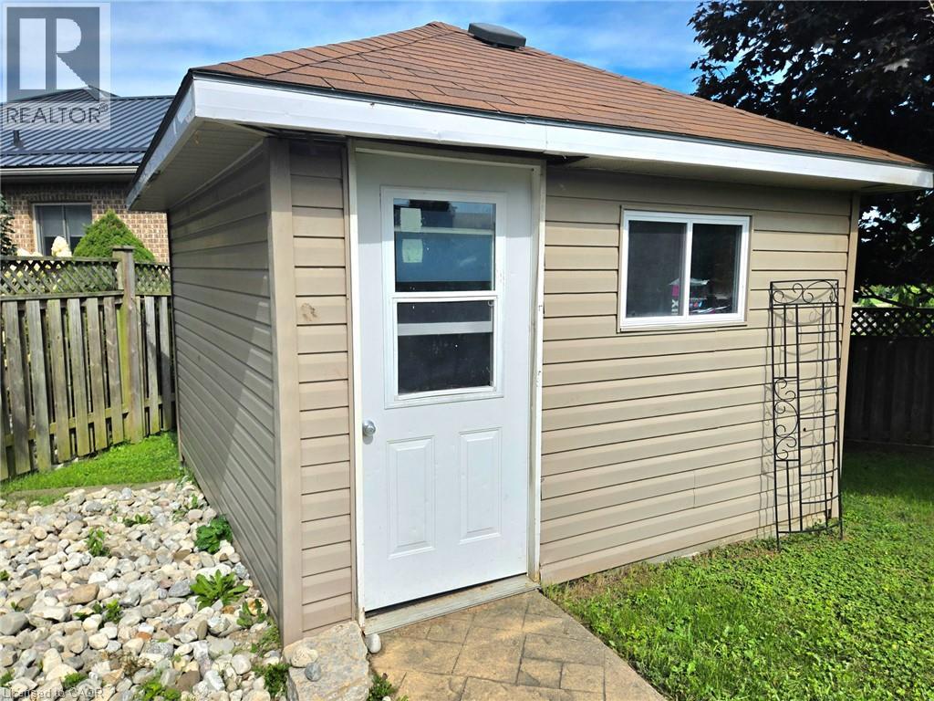 1 DRIFTWOOD Drive - 27