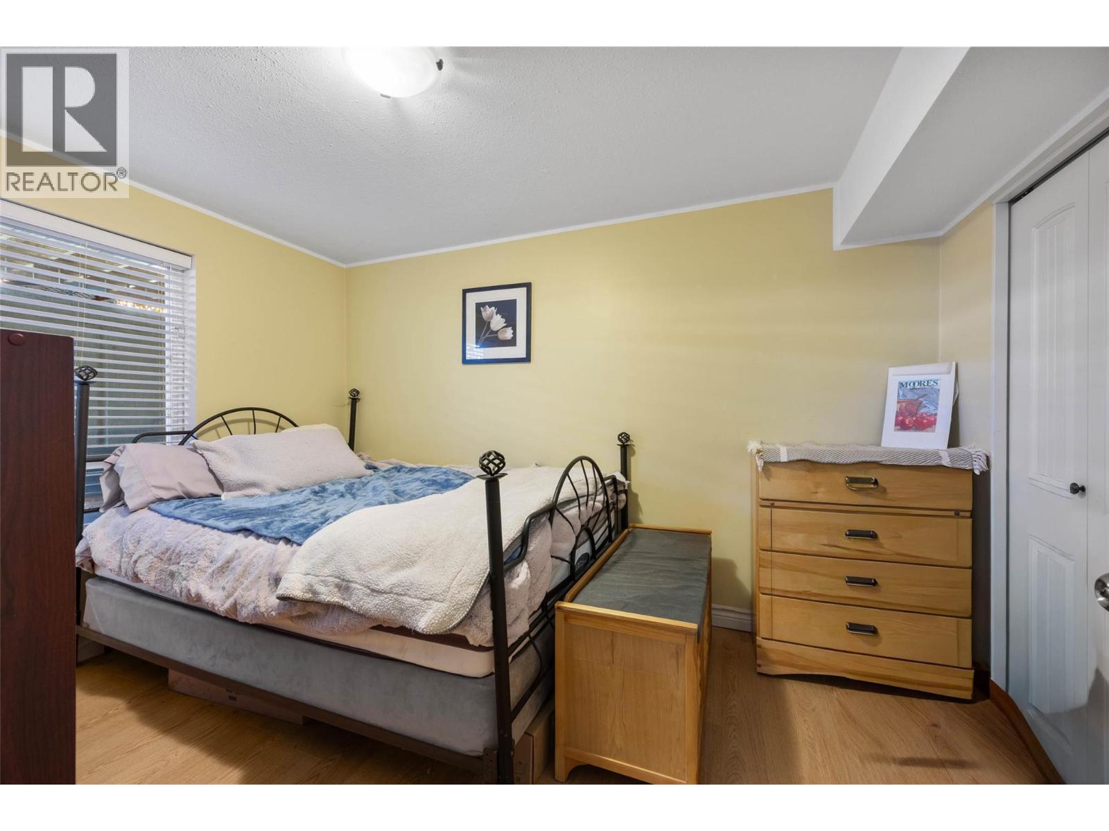 8910 Badger Drive - Image 35