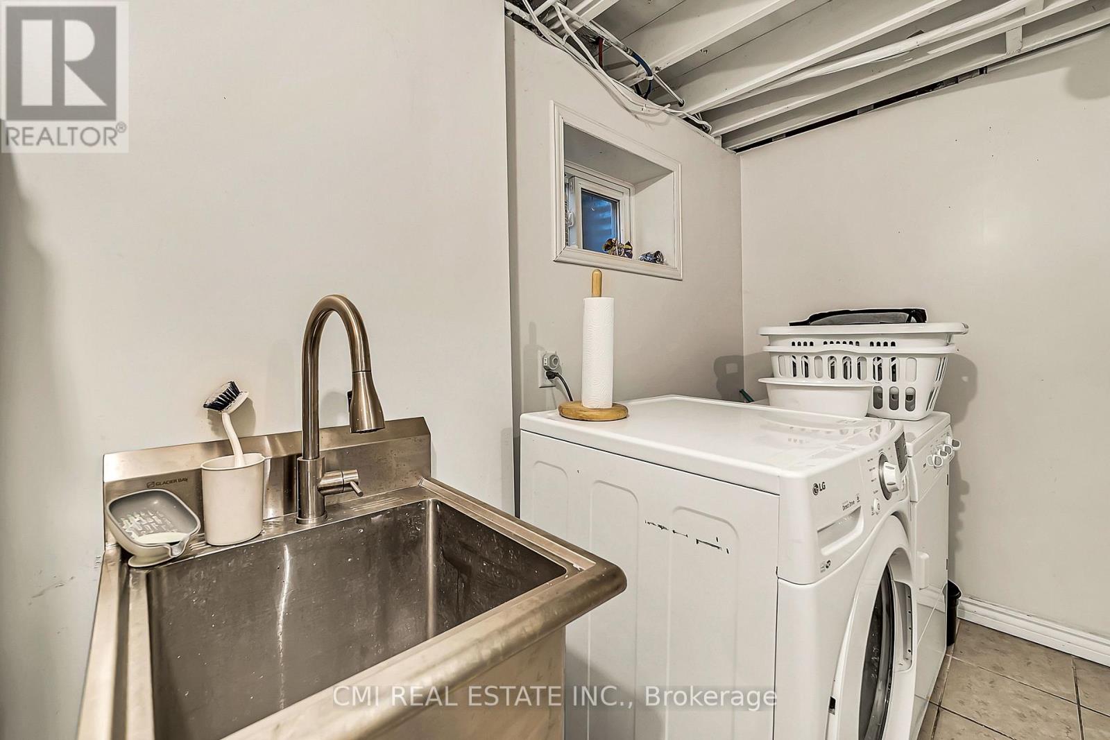 39 BRIGHTWAY CRESCENT - 13