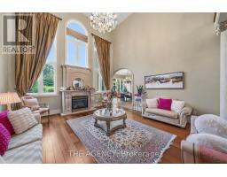 Great room - 16 Dew Drop Court, Vaughan, ON L6A1E9 Photo 8