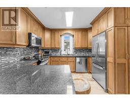 12 Railway Street, Vaughan, ON L6A1P6 Photo 11