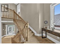 64 Manor Glen Crescent, East Gwillimbury, ON L0G1M0 Photo 21