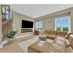 Bedroom 2 - 64 Manor Glen Crescent, East Gwillimbury, ON L0G1M0 Photo 8
