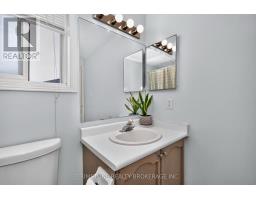 32 Wessenger Drive, Barrie, ON L4N8R3 Photo 27