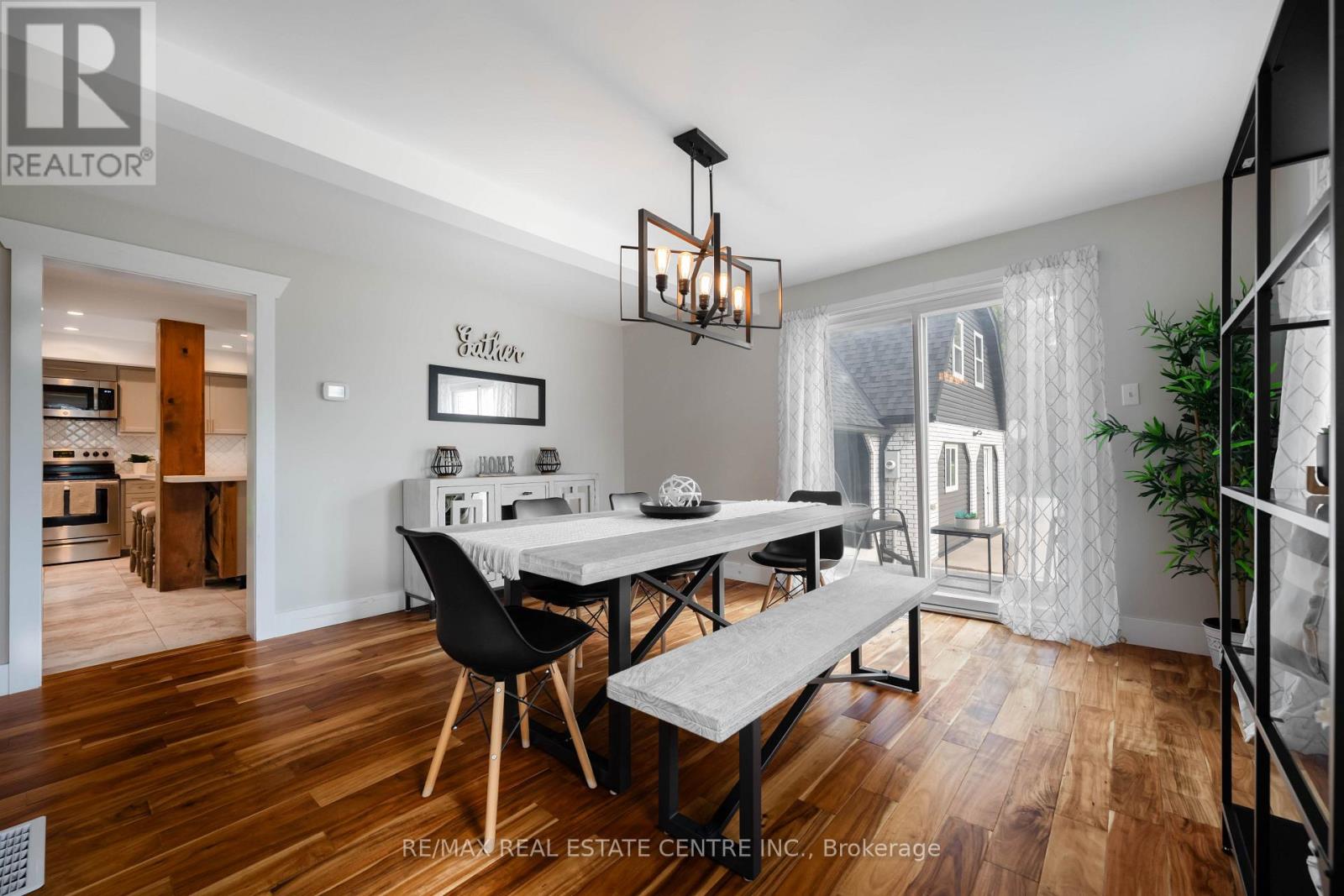 2570 CREEMORE AVENUE - Image 15