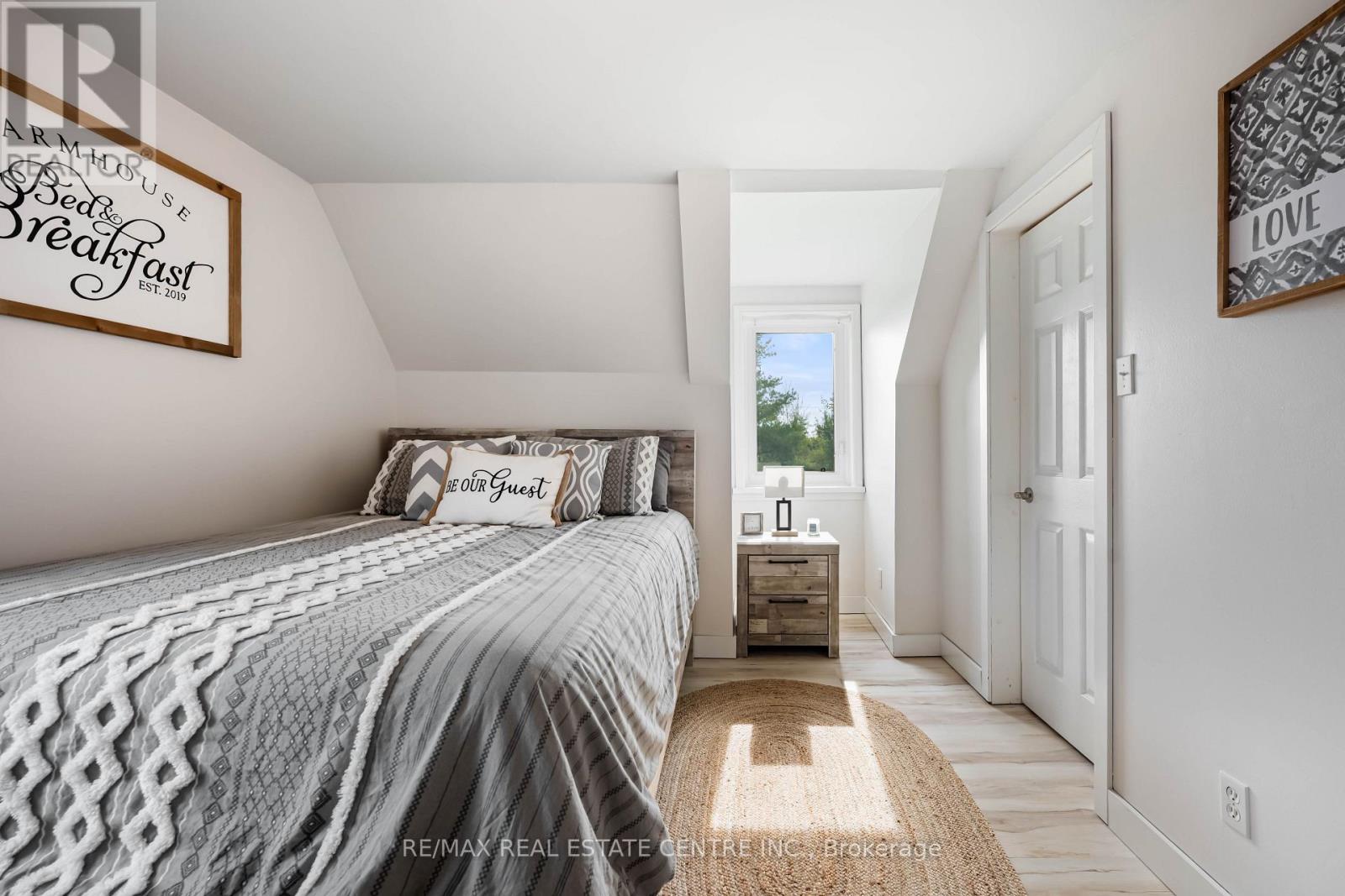 2570 CREEMORE AVENUE - Image 20