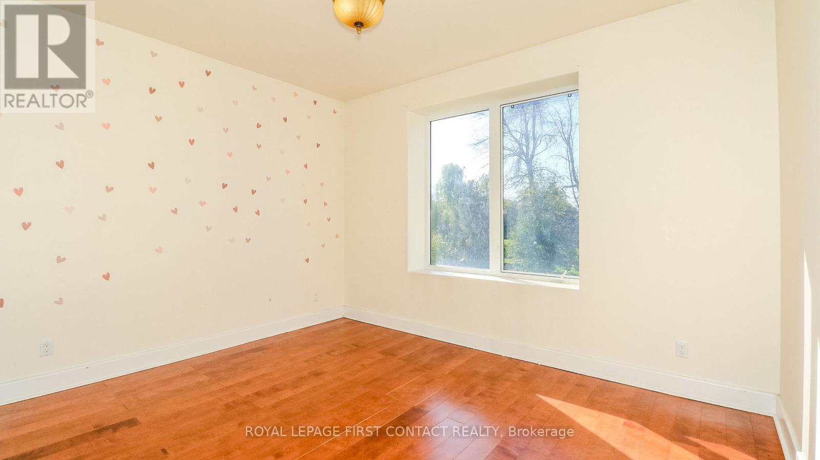 165 BAYSHORE DRIVE - 39