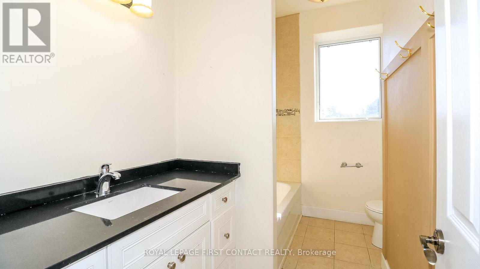 165 BAYSHORE DRIVE - 41