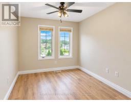 397 Ferndale Drive S, Barrie, ON L4N0M1 Photo 13
