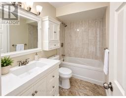 397 Ferndale Drive S, Barrie, ON L4N0M1 Photo 9