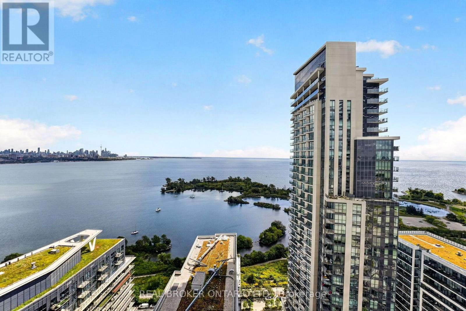 #UNIT 3002 56 ANNIE CRAIG DRIVE - 33