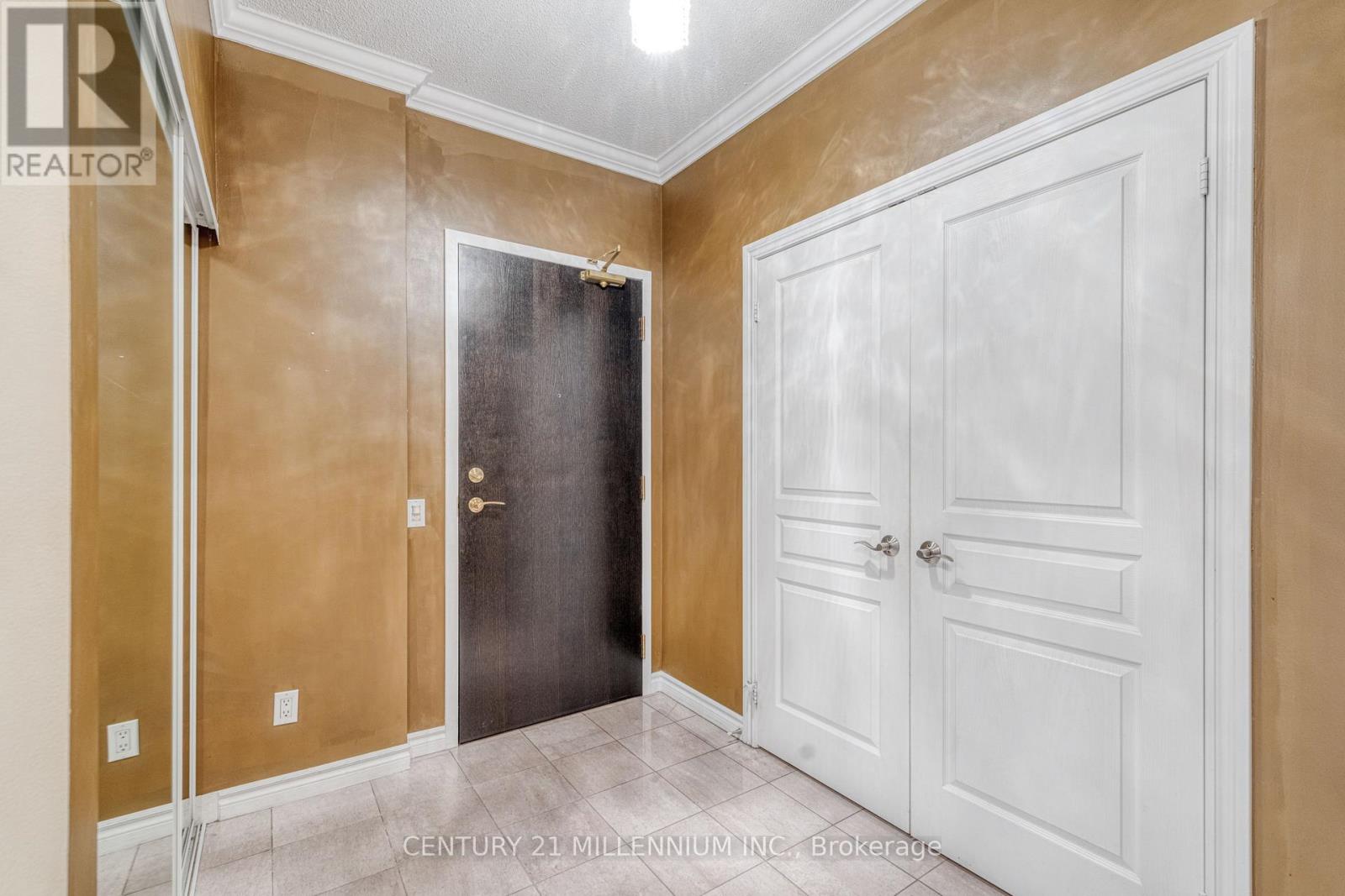 Photo of 1506 - 1 BELVEDERE COURT