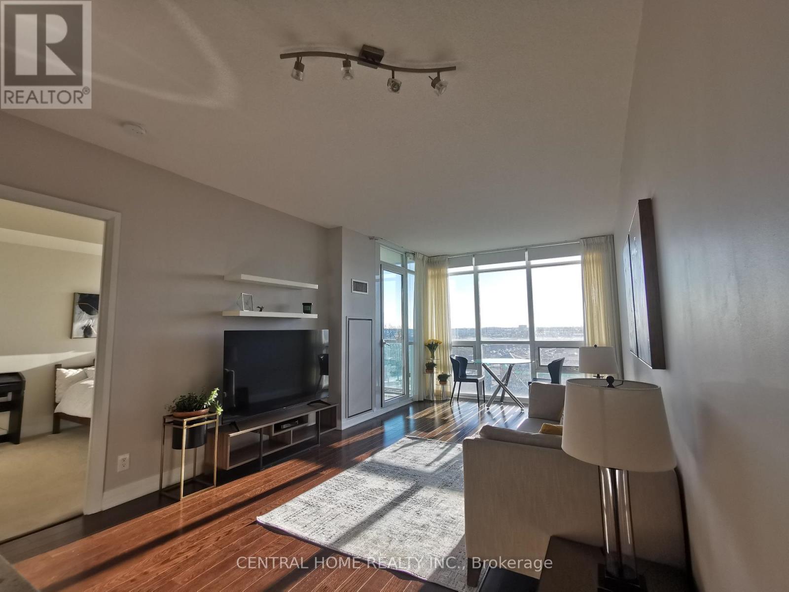 #613 1055 SOUTHDOWN ROAD - 1