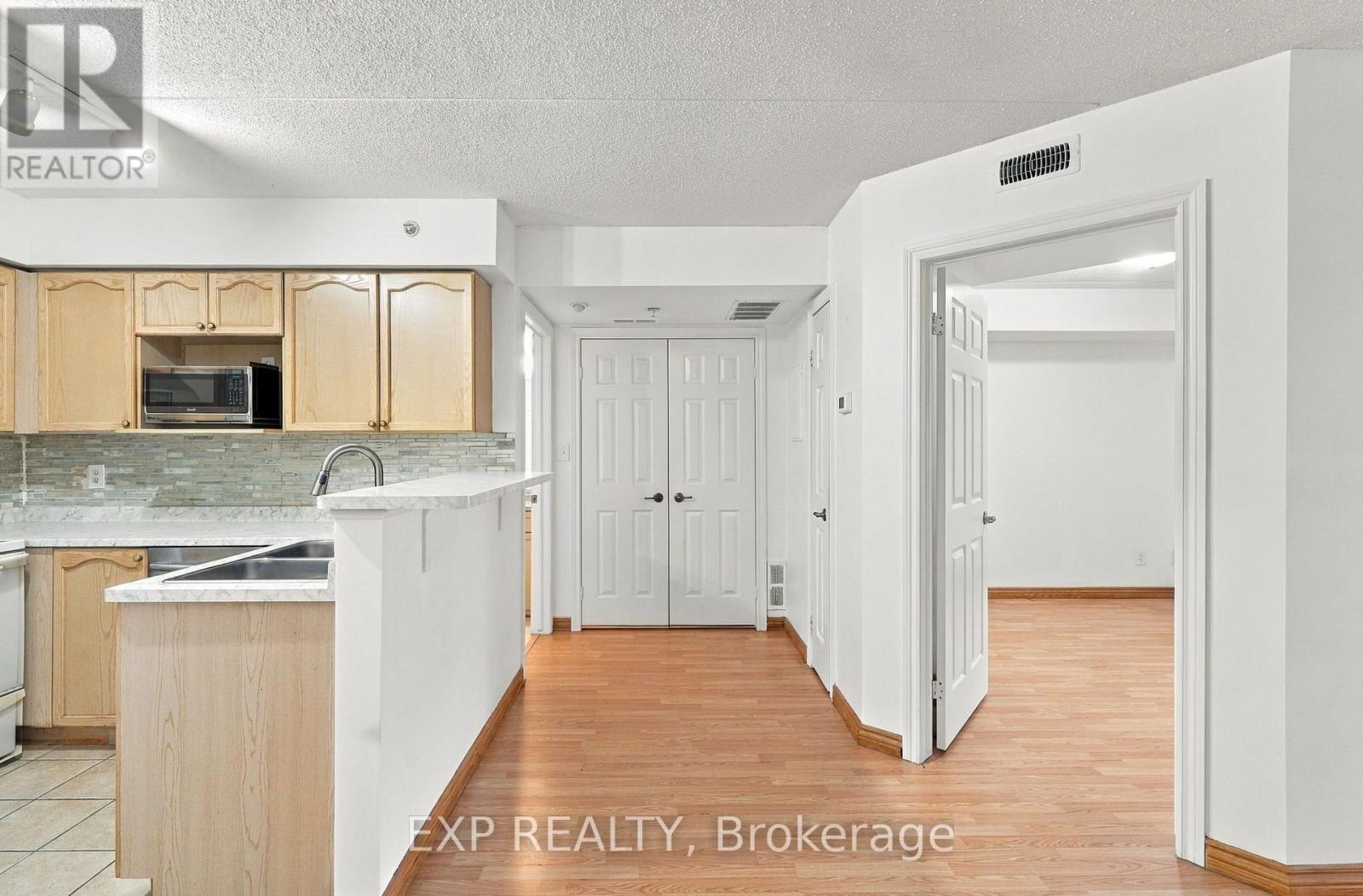 Photo of 206 - 1440 BISHOPS GATE