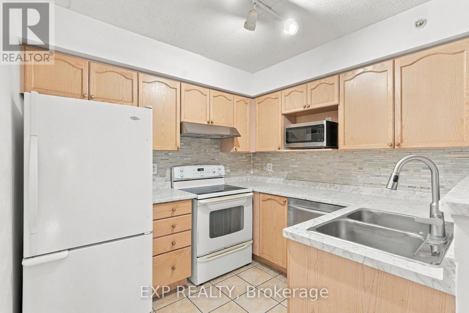 Photo of 206 - 1440 BISHOPS GATE
