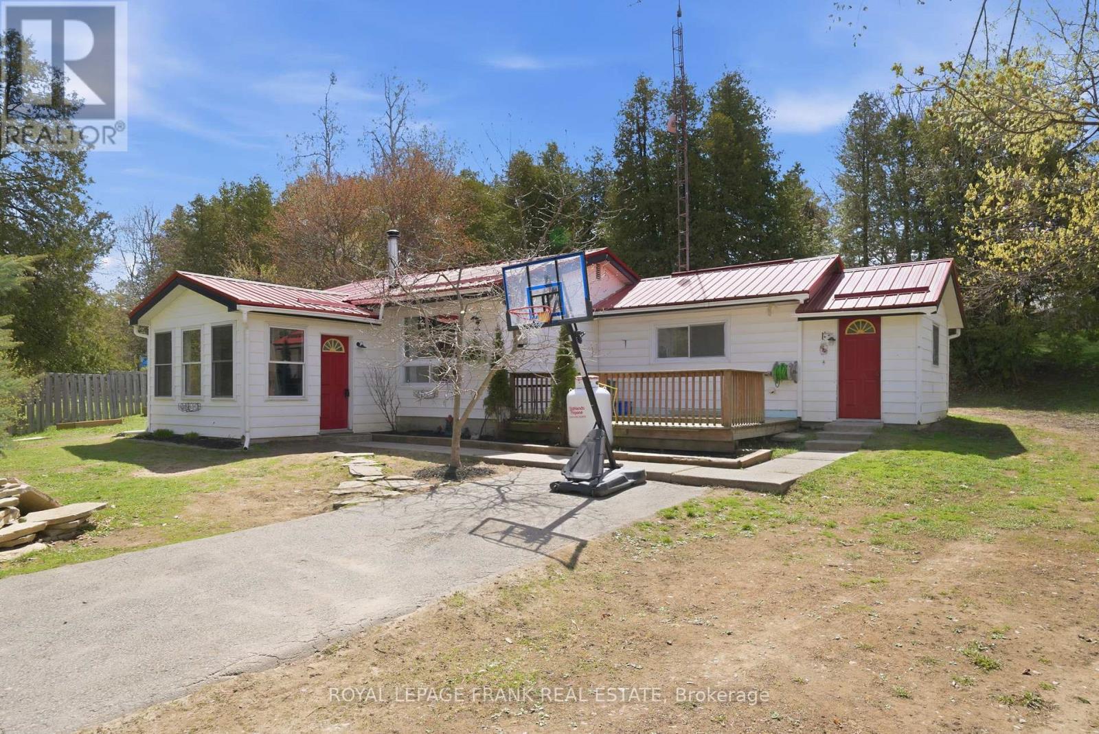 28 SOUTH BAYOU ROAD - 1