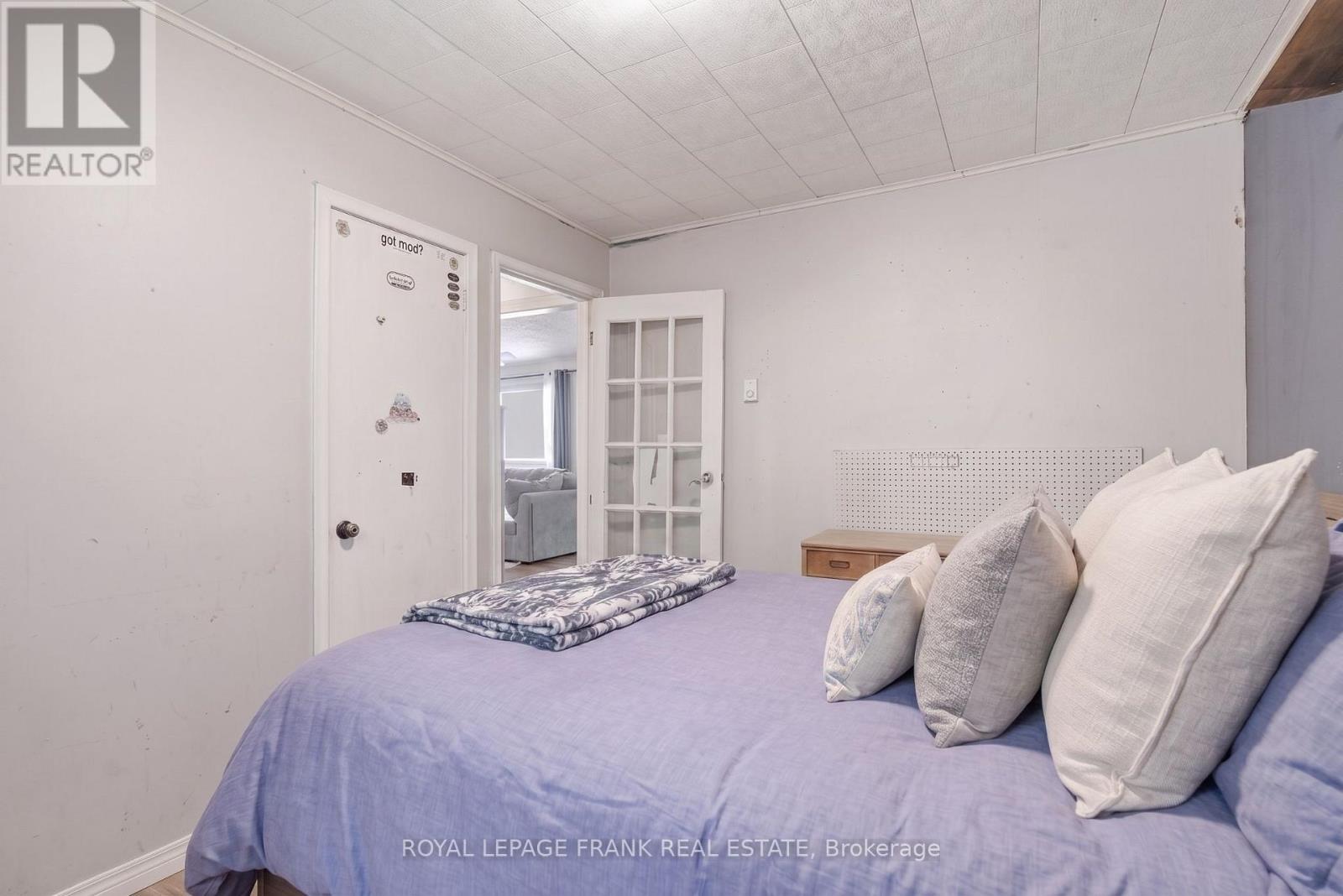 28 SOUTH BAYOU ROAD - 23
