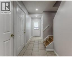 4pc Bathroom - 2a Paisley Heights, Cambridge, ON N1R1B5 Photo 6