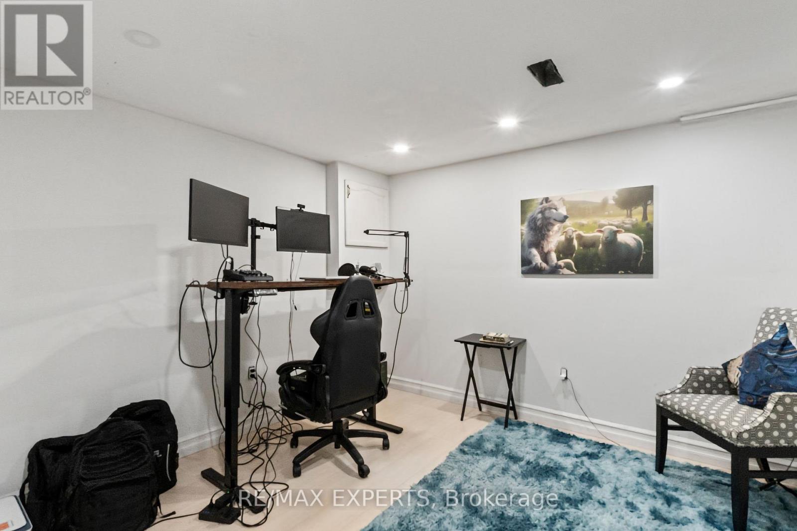 23 THOMAS STREET - 20
