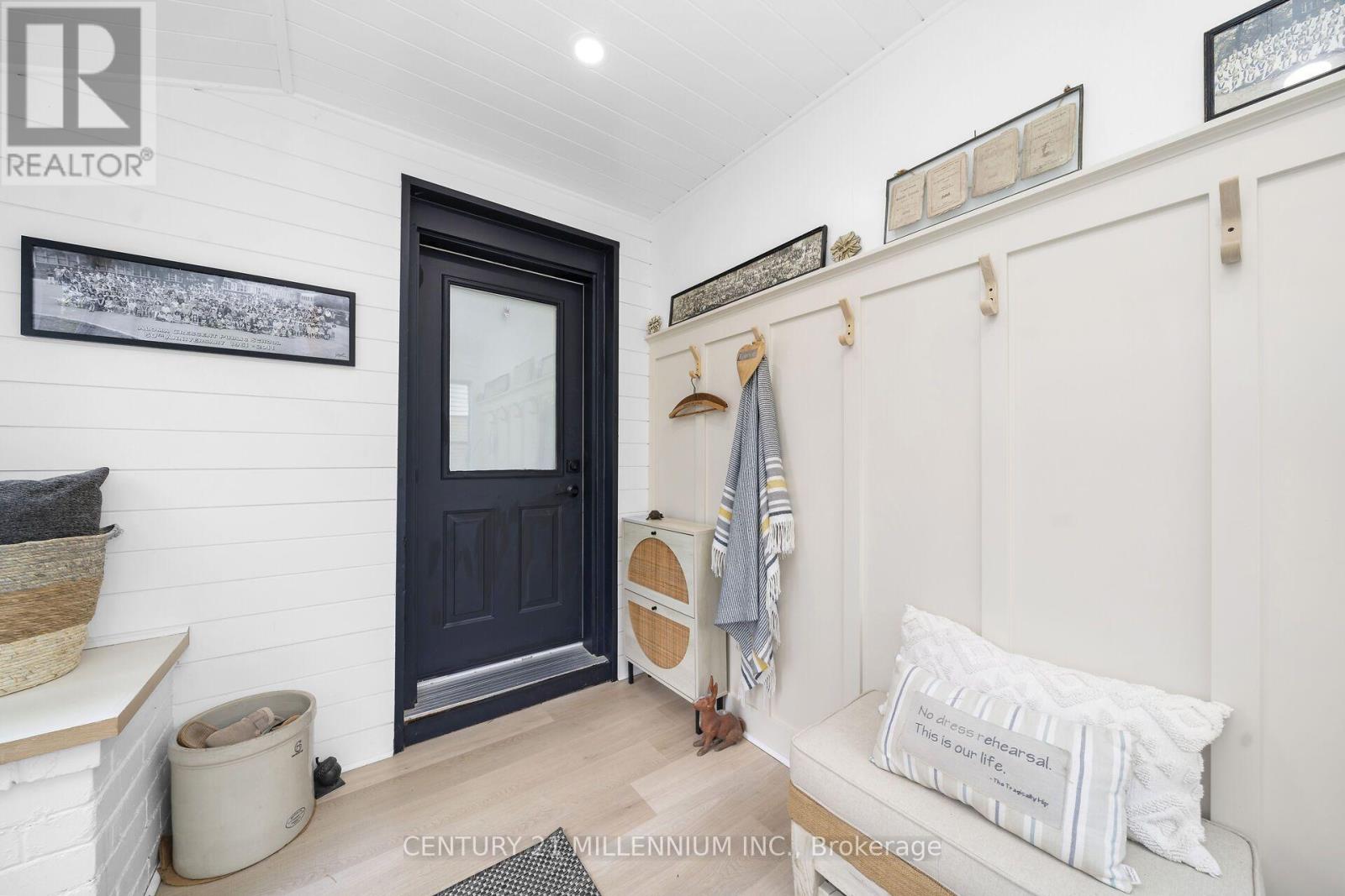 11 DUNDAS STREET W, Erin — photo 5