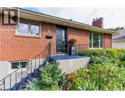 81 Athlone Avenue, photo 2