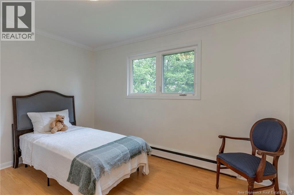 81 Athlone Avenue - 19