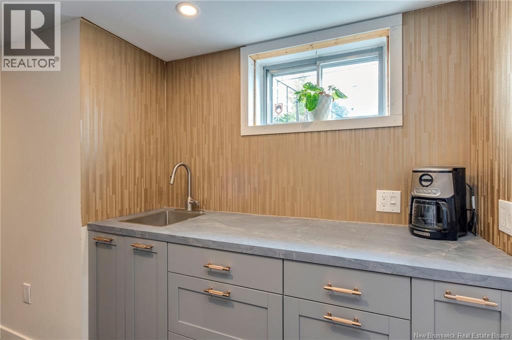 81 Athlone Avenue - 30