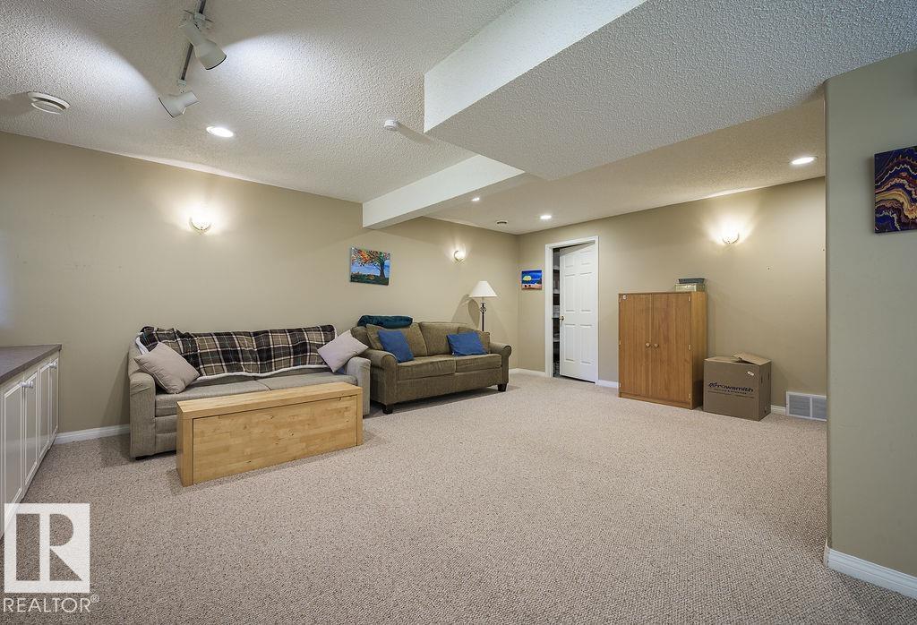 #22 7 CRANFORD WY - 24