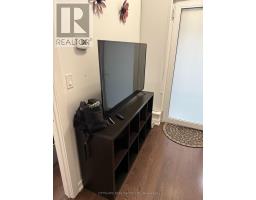 Den - Th03 - 20 Bruyeres Mews, Toronto, ON M5V0G8 Photo 6