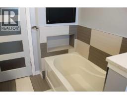 1425 Scenic Drive S, Lethbridge, AB T1K1M4 Photo 26