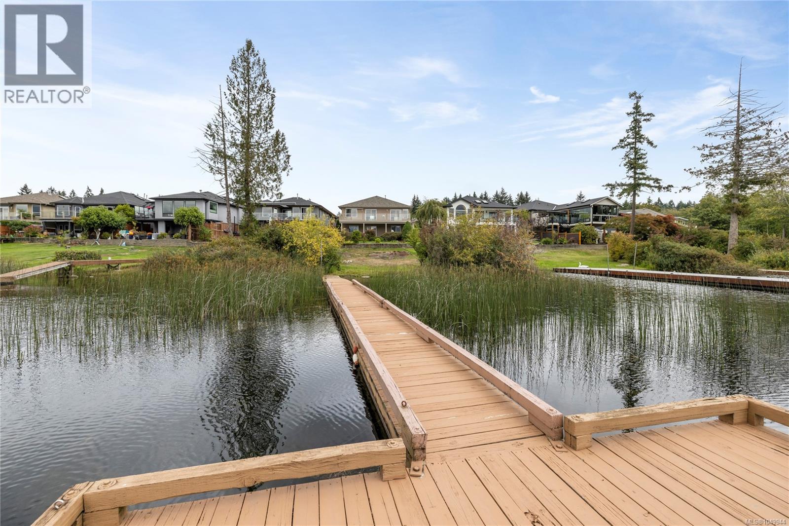 5749 Quarry Cres - Image 44