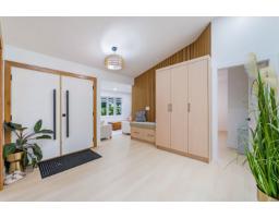 15435 Killarney Place, Surrey, BC V3S7G9 Photo 12