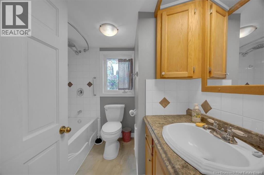 504 Gondola Point Road - Image 35