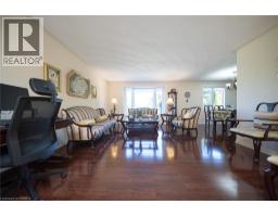 4pc Ensuite bath - 15 Fox Run, Brantford, ON N3R7P9 Photo 8