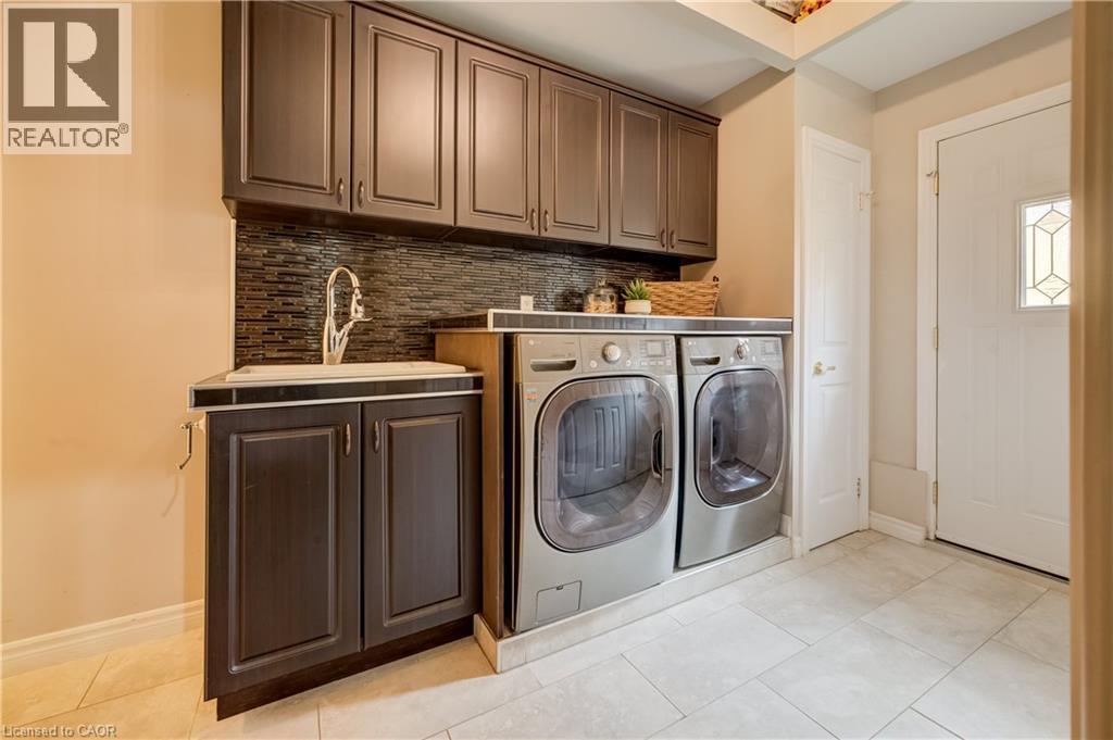 54 FAIRLAWN Road - 26