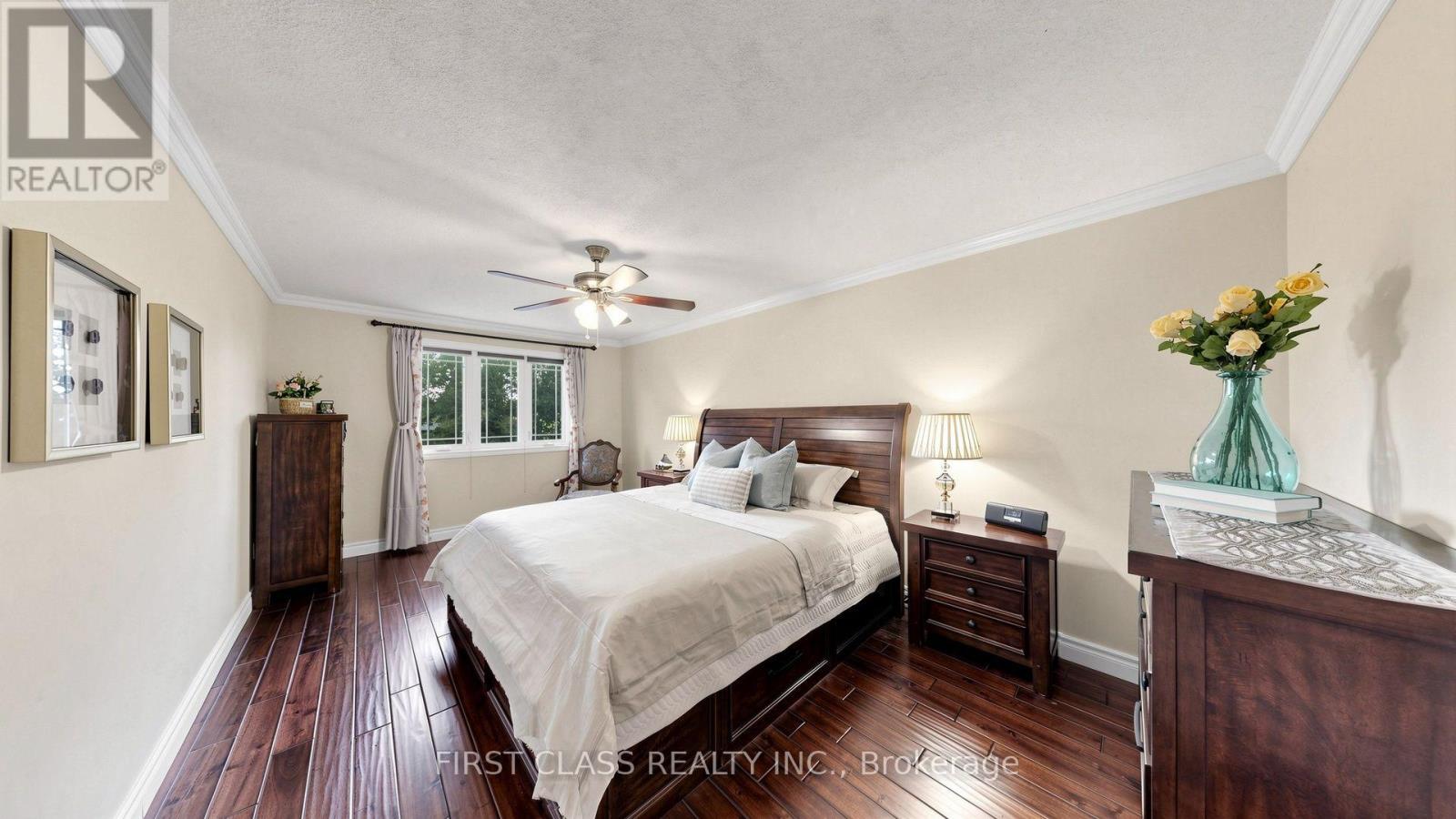4555 CARPENTER COURT - 27