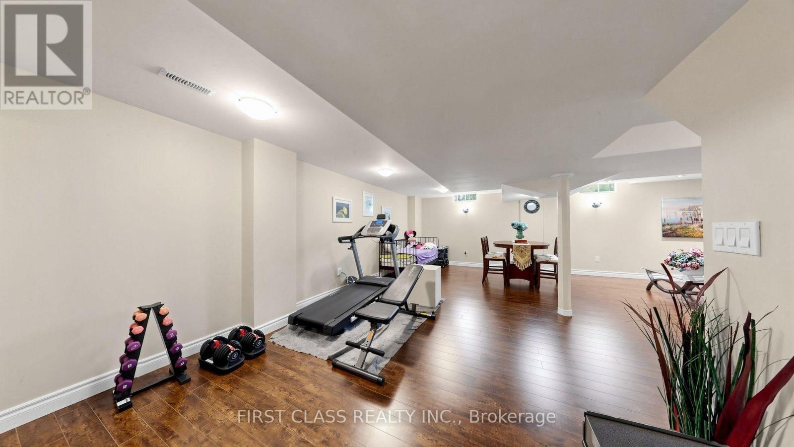4555 CARPENTER COURT - 42