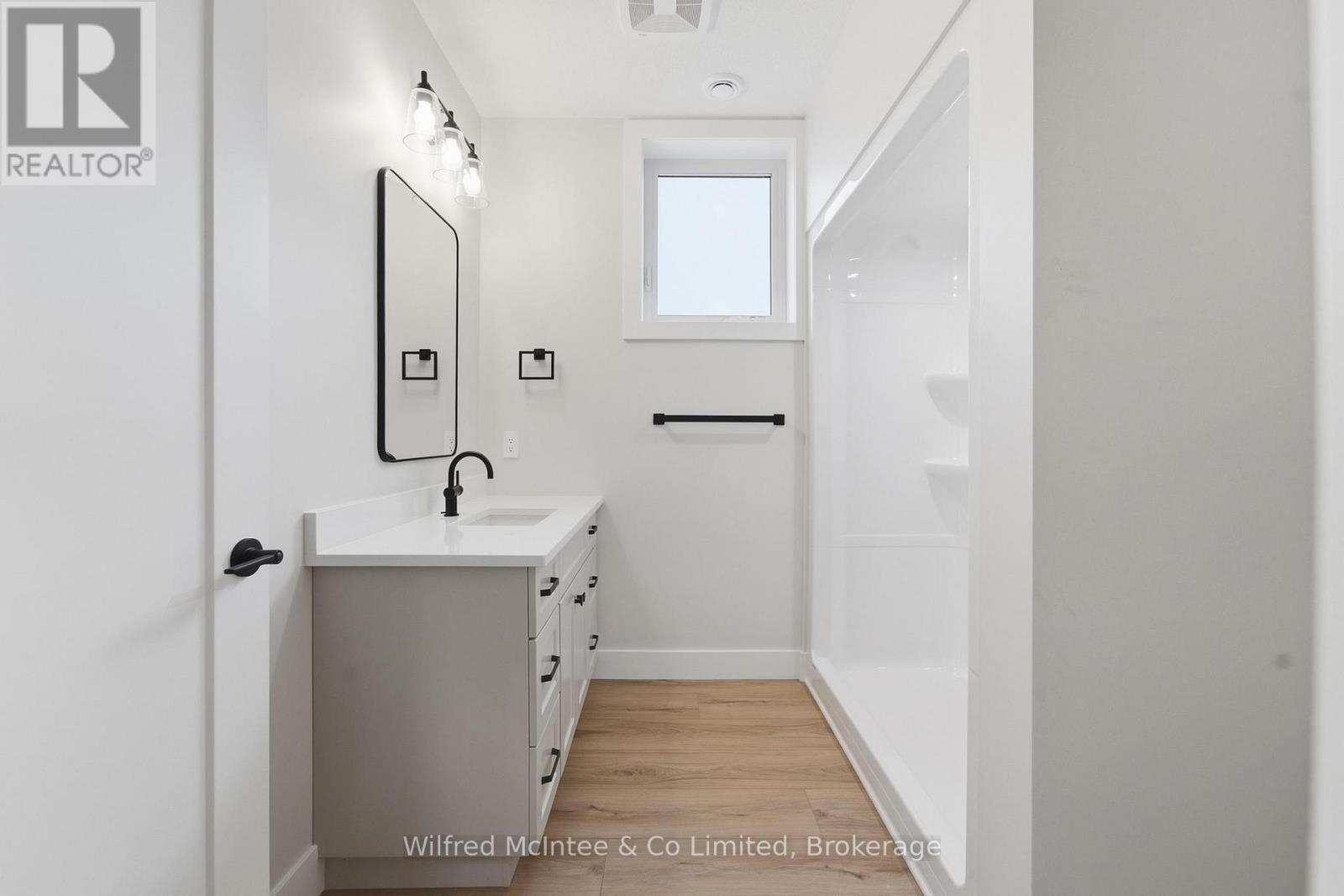 38 GALEN STREET - Image 25