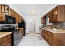12075 St. Thomas Crescent, Tecumseh, ON N8N3V6 Photo 16