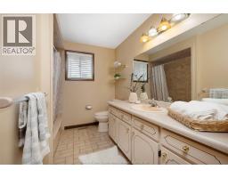 12075 St. Thomas Crescent, Tecumseh, ON N8N3V6 Photo 22