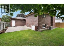 12075 St. Thomas Crescent, Tecumseh, ON N8N3V6 Photo 33
