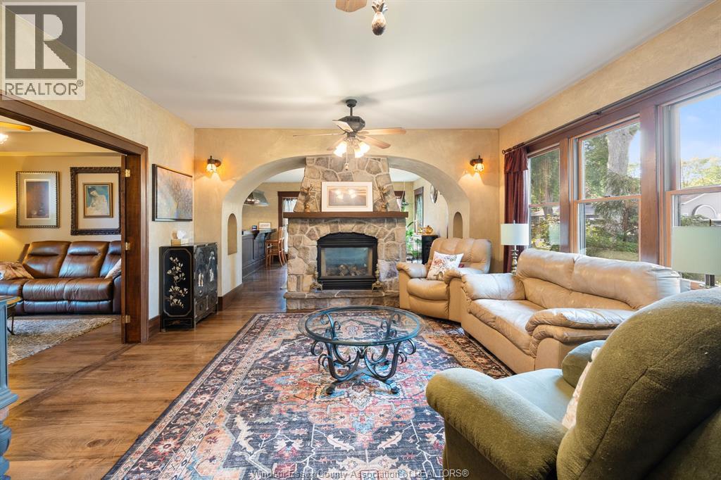 71 Scott DRIVE - 11
