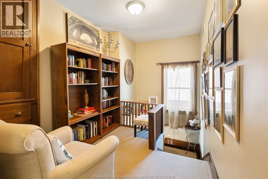 71 Scott DRIVE - 26