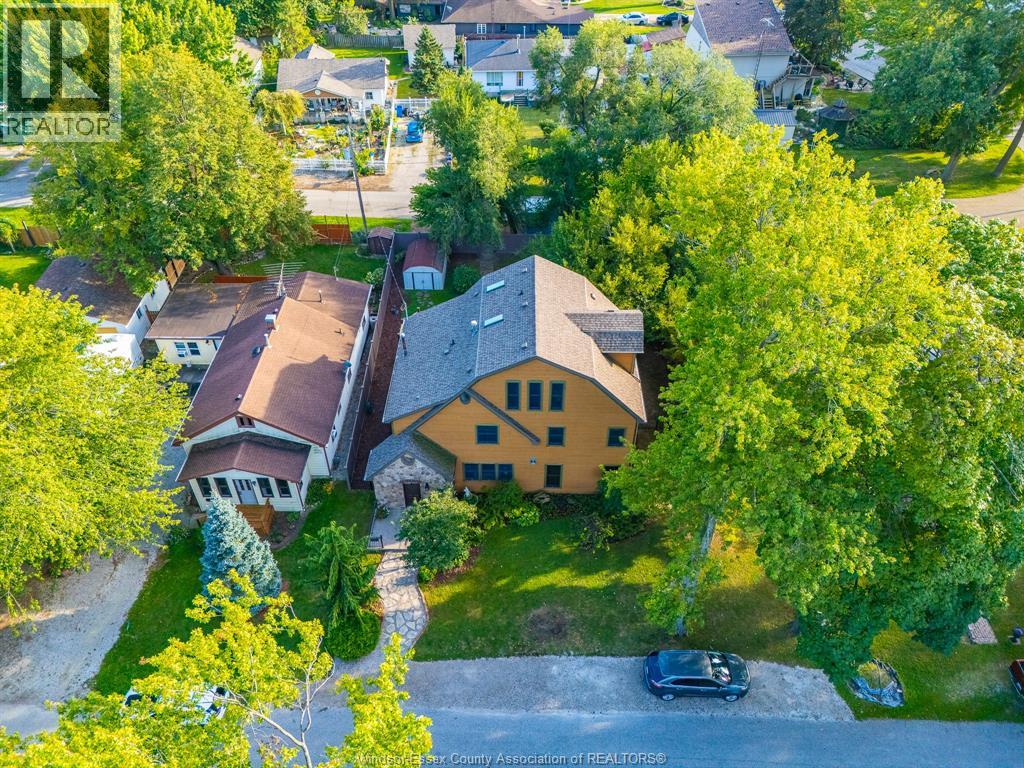 71 Scott DRIVE - 3